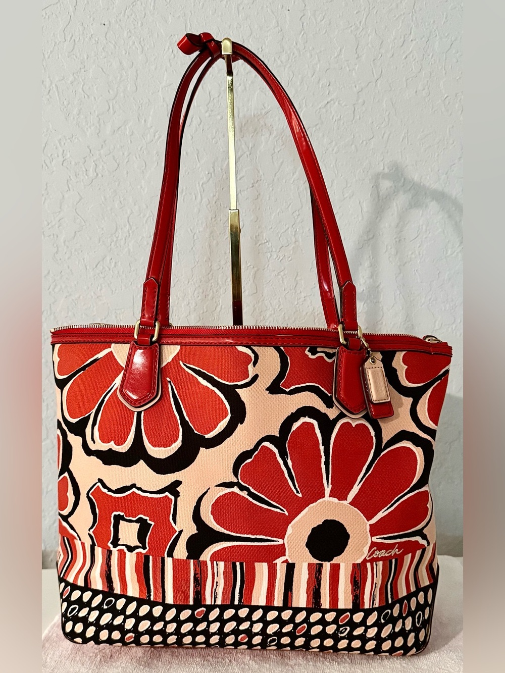 Coach Poppy Floral Scarf Print Tote Bag (Style Number 25123)